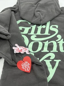 Girls Don't Cry Vintage Black GDC Logo Hoodie Light Green XL NWT - Picture 1 of 8