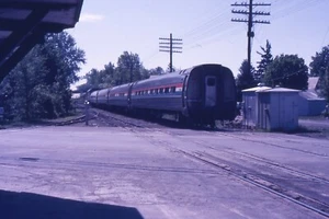 AMTRAK Leaving STATION Original Vintage 1987 Dia #103  - Bild 1 von 1