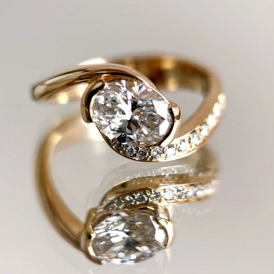 14k Yellow Gold Ring 1.70 Ct E VVS2 IGI Lab Created Oval Cut Diamond Engagement - Image 1 of 4