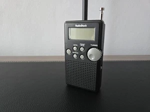 Radio Shack Digitales Taschenradio Tragbar AM/FM 12-587 - Bild 1 von 10