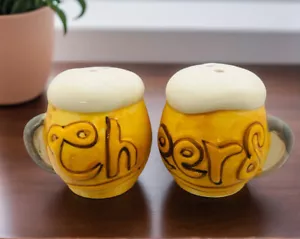 Beer Salt & Pepper Shakers Set collectibles Ceramic Beer Mug - Picture 1 of 2