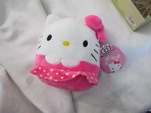 Hello Kitty Squishmallow Sanrio Stofftier Plüschtier Streusel Schleife Herz Rock 7 Zoll - Bild 1 von 2