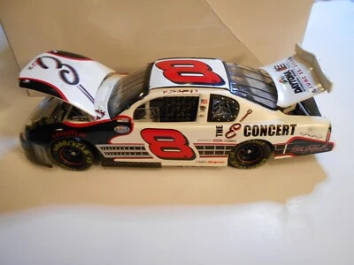 Dale Earnhardt Jr. #8 Tribute Concert GM Dealers 1/5004 Diecast 1:24 scale - Imagem 1 de 4