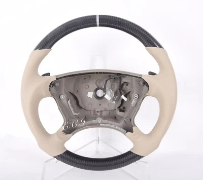 OEM MERCEDES AMG VOLANTE SL55 E63 CLS55 CLS63 CLK55 G55 FIBRA DE CARBONO Foto 1 de 3