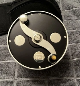 Hardy Cascapedia 8/9 Fly Reel Made In England (Not Asia) - Picture 1 of 10