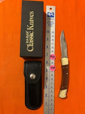 Cuchillo de caza plegable vintage KA-BAR 1189 con funda hecho en EE. UU. Foto 1 de 4