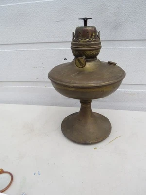 Antigua base de lámpara de aceite de queroseno de proyecto de éxito de 1886 solamente Foto 1 de 4