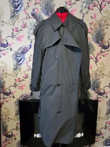 Dior trench coat with removeable warm lining - Picture 1 of 12