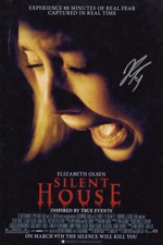 Actresses - Julia Chan - Hand Signed 12x8 Photograph -Silent House - COA