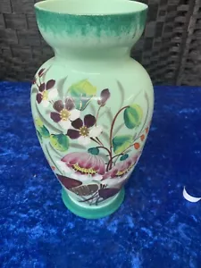 Vaso vittoriano in vetro dipinto a mano - Foto 1 di 6