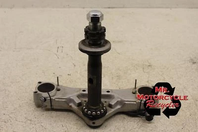 YAMAHA V STAR 650 CLÁSICO OEM HORQUILLA DELANTERA ABRAZADERA INFERIOR TRIPLE ÁRBOL VÁSTAGO K1 Foto 1 de 4