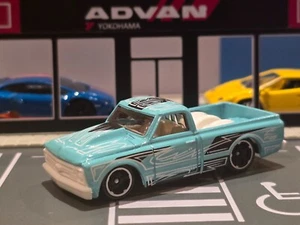 💎 HOT WHEELS Loose '67 Chevy C10 (Teal Version) - Bild 1 von 6