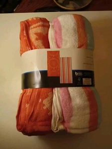 Mainstays Beach Towels Set of, Quick Dry 28" x 58" Inch Two Different Patterns - Picture 1 of 4