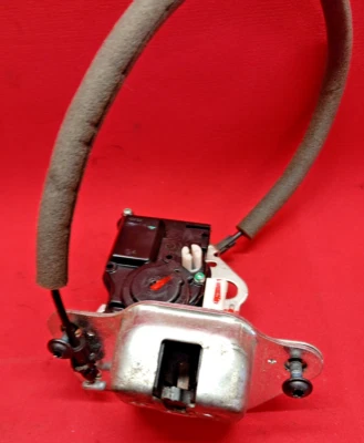 Actuador de bloqueo de pestillo de puerta levadiza trasera Mopar Jeep Dodge 2006-2017 4589131AG Foto 1 de 4