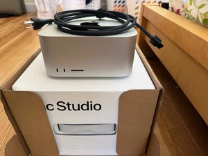 2023 Mac Studio-M2 Max/64GB RAM/1TB SSD/12C CPU/38C GPU/10GB Ethernet - Picture 1 of 4