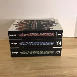The Walking Dead Compendium 1-3 (Robert Kirkman, Charlie Adlard ) Graphic Novel - Picture 1 of 12