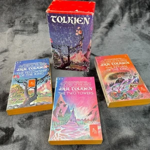 Tolkien Lord of the Rings Vintage Ballantine Box Set - Picture 1 of 11