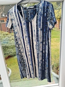 BNWOT Tu Women's Dress Size 8 - Picture 1 of 3