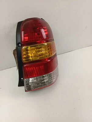 2001-2007 ford escape right passenger tail light tail lamp tailight taillamp Foto 1 de 4