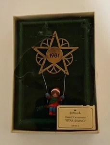 Hallmark “Star Swing” 1981 Christmas Ornament with Box - Picture 1 of 1