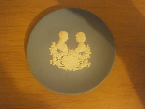 PRINCESS DIANA 1982 PRINCE WILLIAM ROYAL BIRTH WEDGEWOOD PIN DISH. 10.5cm(E7c) - Picture 1 of 7