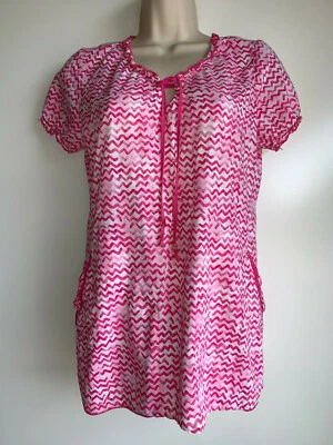 Camisa Médica Médica KOI #129 Ligera con Volantes Algodón Rosa y Blanco Talla XS Foto 1 de 4