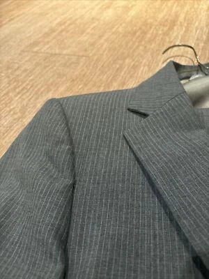 Botany 500 Gray Pinstripe Suit 38-31 - Image 1 of 4
