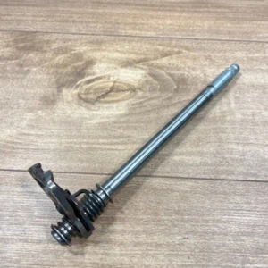 2004 SUZUKI GSXR600 GSXR 600 / OEM ORIGINAL GEAR SHIFT SHAFT ASSEMBLY - Picture 1 of 6