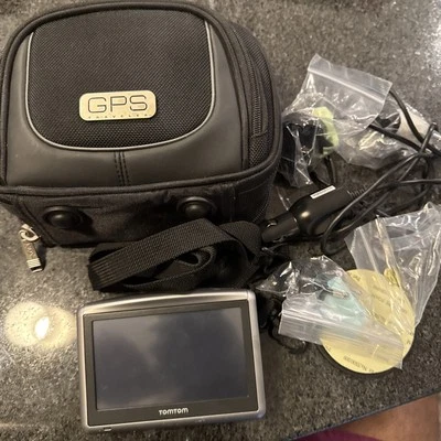 TomTom ONE XL Portable Car 4.3" LCD GPS System USA/Canada navigator receiver Set - Image 1 of 4