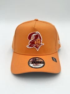 Cappello Berretto Tampa Bay Buccaneers New Era 940 Snapback Crema Arancione Regolabile - Foto 1 di 7