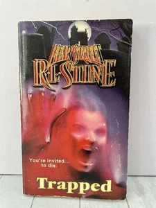 Trapped Fear Street No. 51,  R L Stine Horror 1ST PRNT 1997 ARCHWAY PUB PB VNTG - Picture 1 of 4