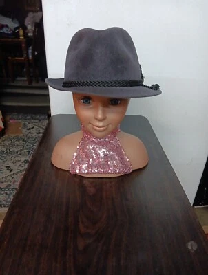 De colección Dobbs 7 1/8 Trilby/Fedora Echa un vistazo a mis otros sombreros demasiado por favor. Foto 1 de 4
