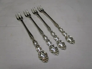 4 Vintage Oneida Community Silverplate Seafood Cocktail Forks Beethoven Pattern - Picture 1 of 5