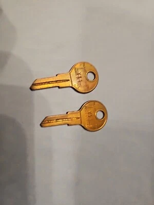 NORS CURTIS Y11 Brass Blank Keys (2) - Image 1 of 4