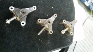 65 - 80 ROLLS ROYCE SILVER SHADOW ANY SIDE WINDOW REGULATOR Y support bracket - Picture 1 of 3