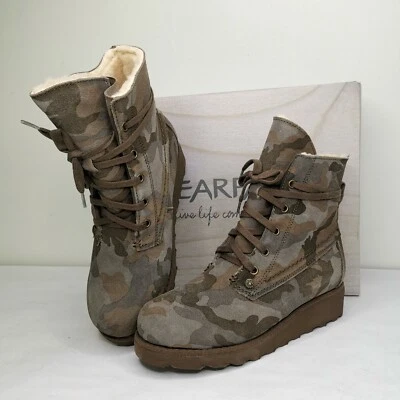 Botas con cordones Bearpaw Krista Wedge genuinas forradas de piel de oveja camuflaje tierra talla 7 Foto 1 de 4