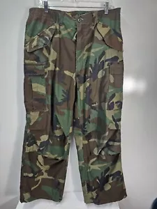 Pantalones de campo camuflados para hombre M-65 clima frío stock #: 8415-01-099-7859 talla mediana-larga - Imagen 1 de 13