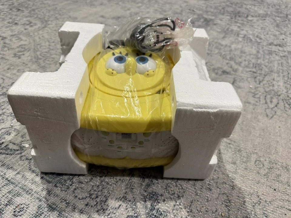 NEW Sponge Bob Portable Boom Box CD Player Radio Tuner - Image 1 of 4