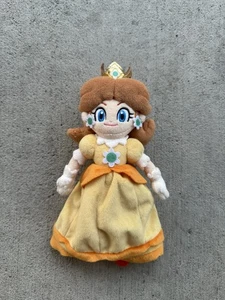 Super Mario Bros All Star Collection Princess Daisy 10" Plush Toy - Picture 1 of 11