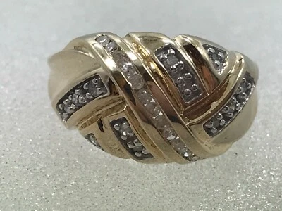 10 karat diamond ring - 10K gold ladies 0.25 carat diamond cocktail dome ring - Image 1 of 4