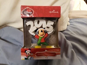 Hallmark - Disney - Mickey Mouse Weihnachtsmütze - Christbaumschmuck 2015 Neu in Verpackung - Bild 1 von 6