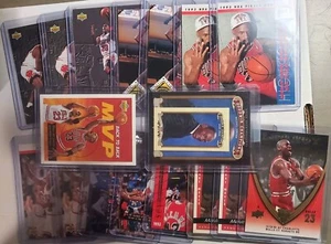 Michael Jordan Lot Of 18 Upper Deck Chicago Bulls HOF - Picture 1 of 1