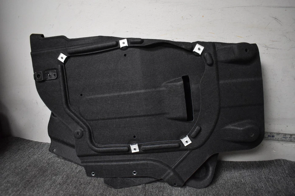 Nissan Rogue 2014-2017 deportivo utilitario undercar de fábrica OEM Foto 1 de 4