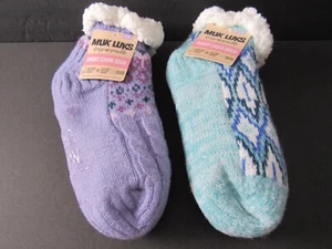 New MUK LUKS 2 Pairs Women's Short Cabin Socks S/M Shoe 5-7 Non-Skid Slipper NWT - Picture 1 of 2
