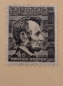 Estampilla Lincoln 4 centavos negra -- en postal, no cancelada - Imagen 1 de 3
