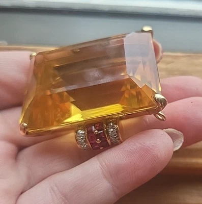 Enorme colgante de rubí de diamantes citrinos de 182 quilates de oro amarillo de 14 k sin cadena Foto 1 de 4