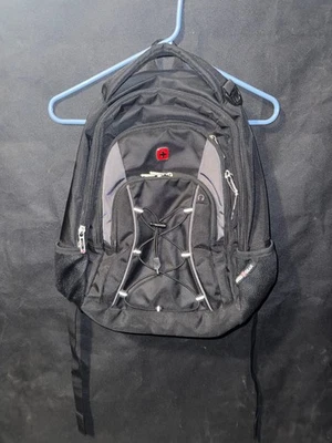 SwissGear 1186 Bungee Backpack; Black/Gray 17-inch (FREE SHIPPING!) - Image 1 of 3