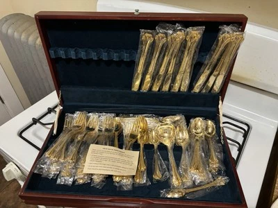 Juego de cubiertos American Chipendale chapados en oro FB Rogers para caja de 12 Foto 1 de 3