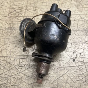 Genuine Classic Car Part. D204 AC Delco Distributor Complete. Triumph MG ???. - Picture 1 of 6
