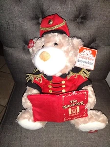 NUEVO CON ETIQUETAS Cuddle Barn El Cascanueces Animado Narrador Hablando Oso de Peluche Navidad - Imagen 1 de 6